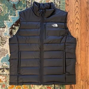 The North Face: Black Vest, Men’s XL